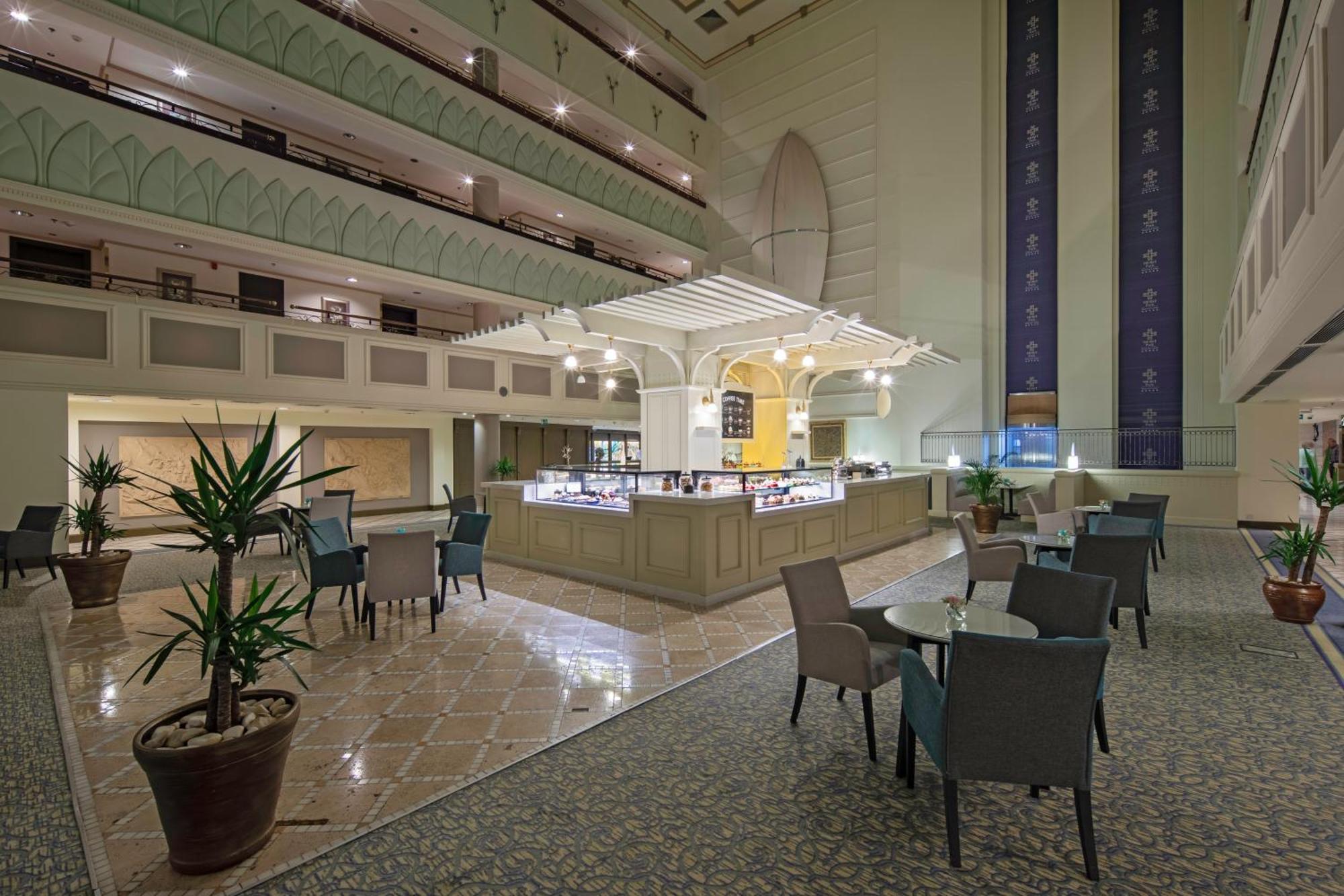 Merit Park Hotel Casino & Spa Кіренія Екстер'єр фото
